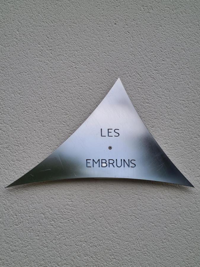 ラ・トランシュ・シュル・メール Les Embrunsヴィラ エクステリア 写真